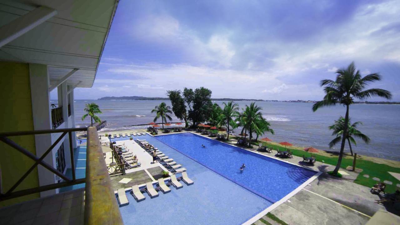 Playa Tortuga Hotel&Beach Resort Bocas del Toro Exterior foto