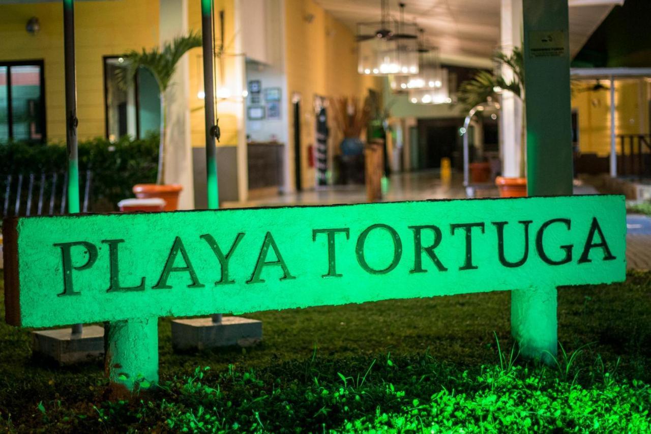Playa Tortuga Hotel&Beach Resort Bocas del Toro Exterior foto