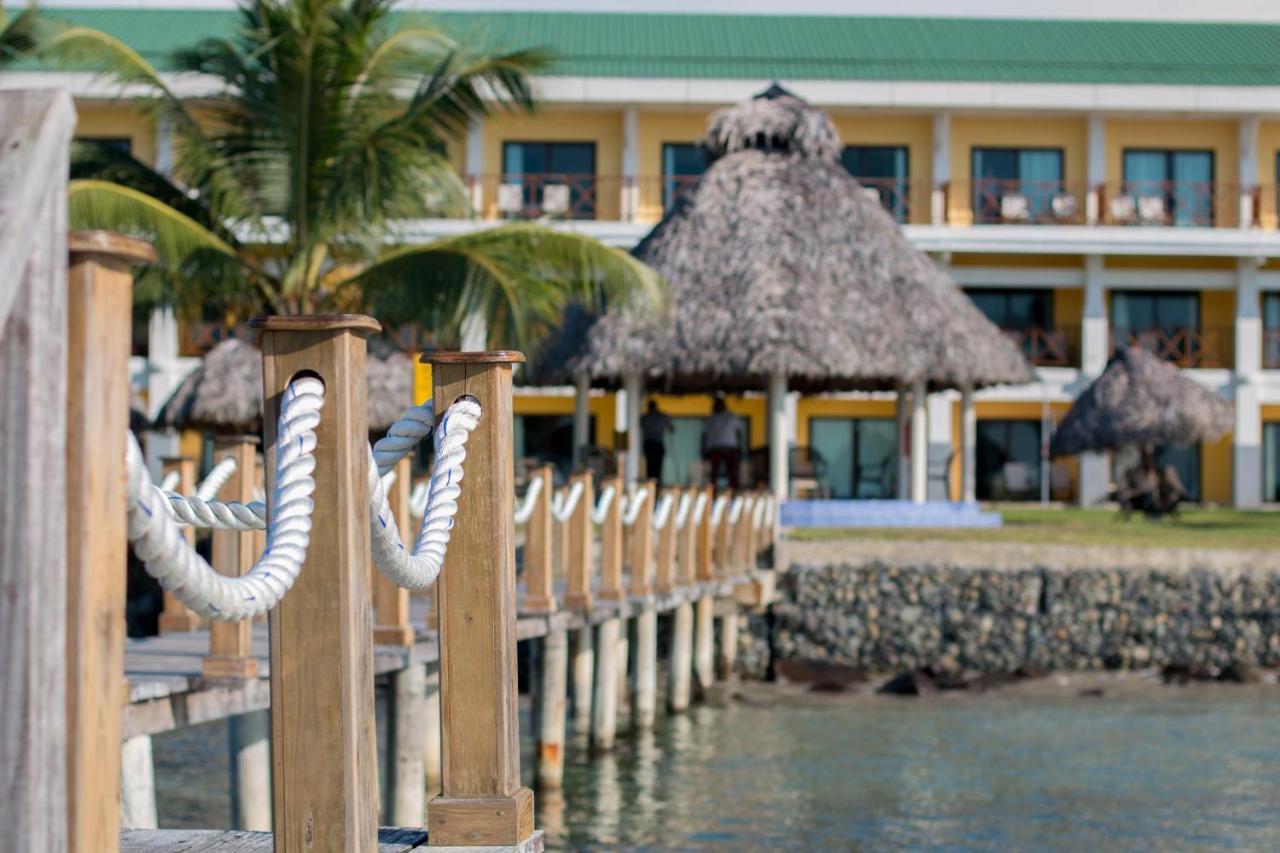 Playa Tortuga Hotel&Beach Resort Bocas del Toro Exterior foto